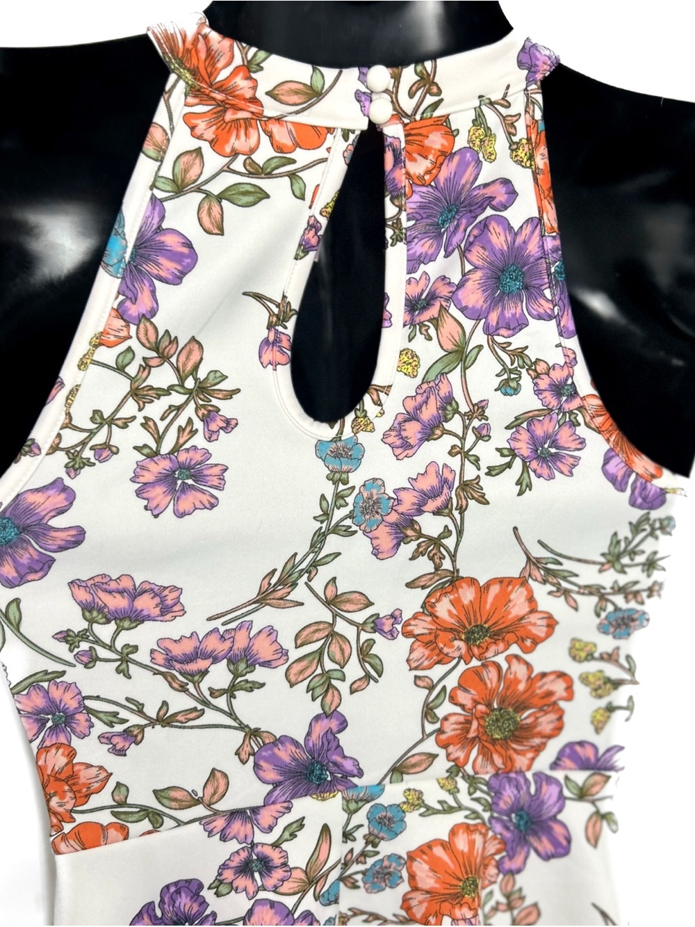 *NWOT 🌸Colorful Floral Halter Dress with Beautiful Purple, Blue & Orange Flowers - Picture 10 of 12